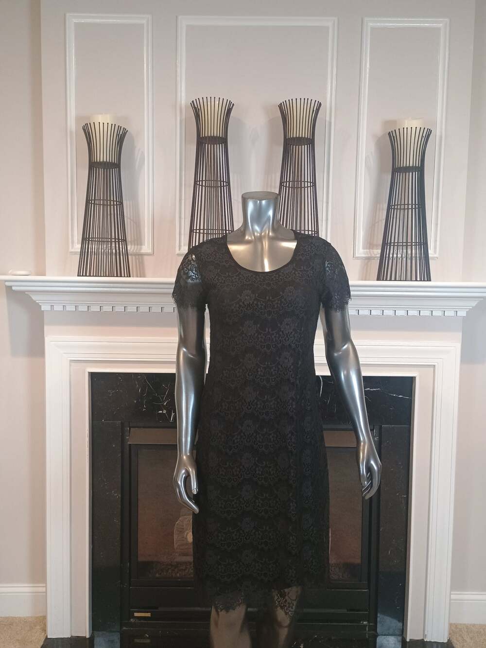 Carmen by Carmen Marc Valvo Lace Short Sleeve Dress Black Size S Cocktail